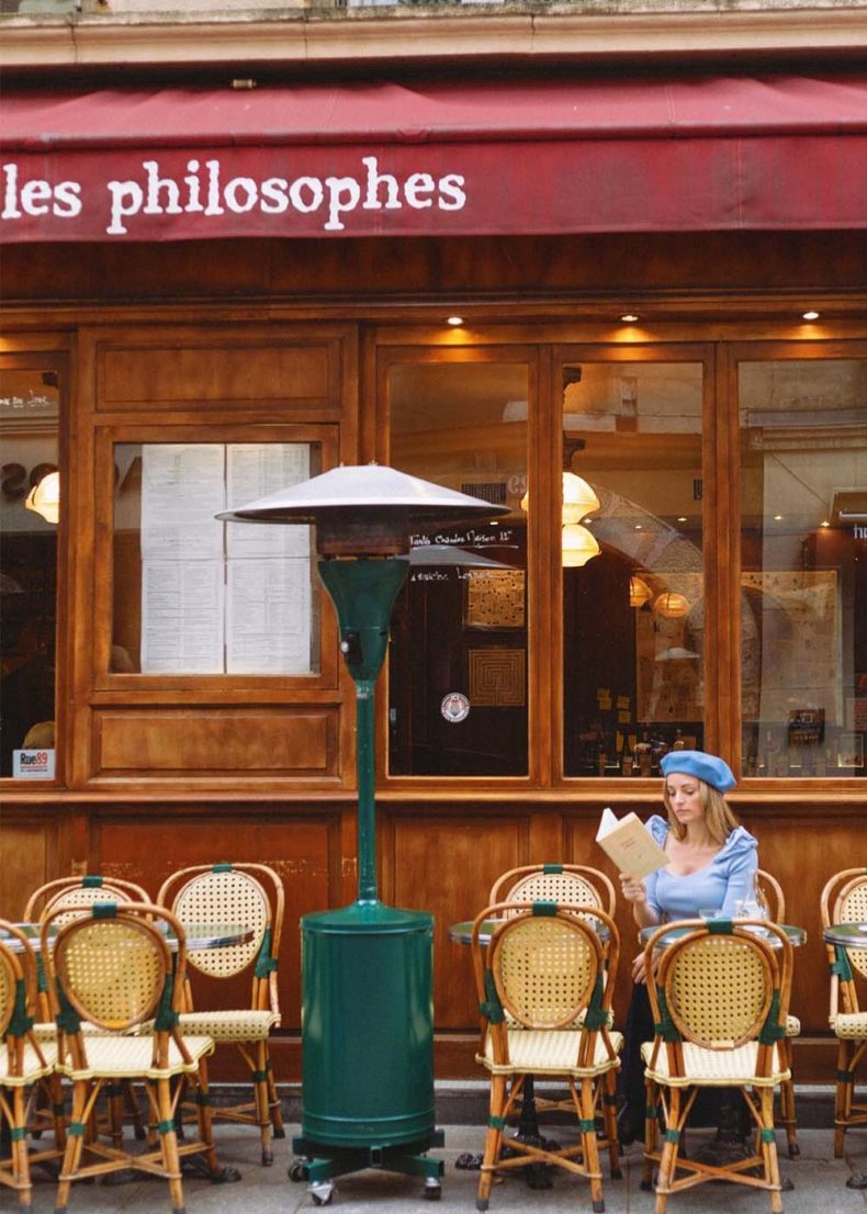 Les Philosophes - this place is extremely popular with Parisians