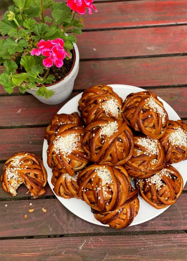 Traditional cardamom bun from the Tössebageriet bakery