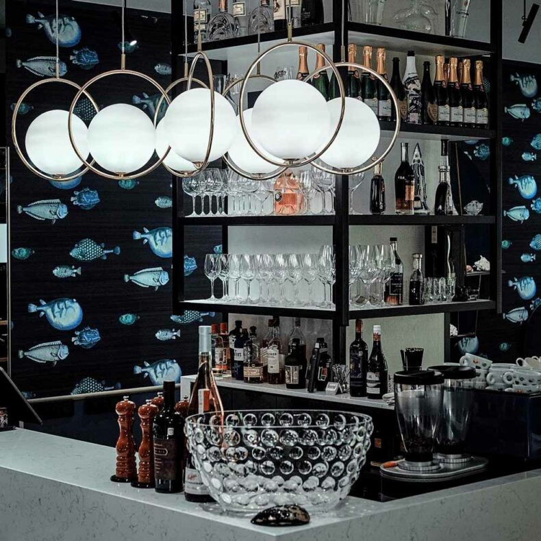 Luxury brasserie Fish House Brasserie de Luxe stands out with its concept