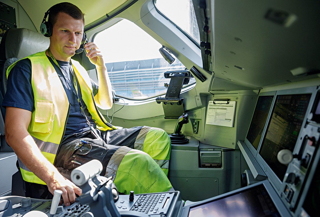 what-is-it-like-to-be-a-maintenance-technician-at-airbaltic