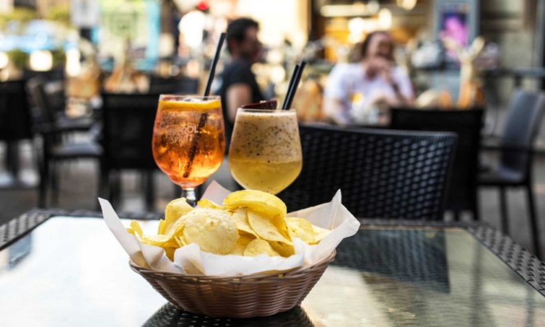 Every bar in Milan offers delicious snacks at no extra fee if you’re having an aperitivo