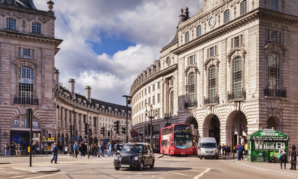 Shopping destinations we dream of revisiting - airBaltic blog