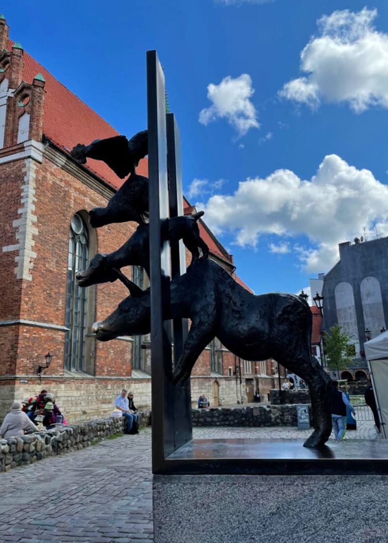 Bremen Town Musicians - the sculpture in Riga's old town