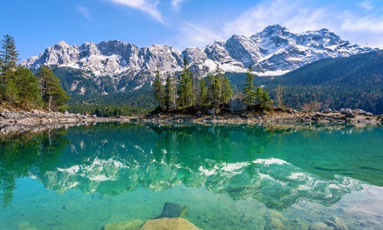 Scenic lakes - Alps - Bavaria - Zugspitze - Munich