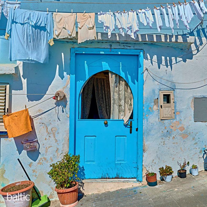 Procida - vivid treasure island - narrow roads - colourful houses - spirit of authenticity