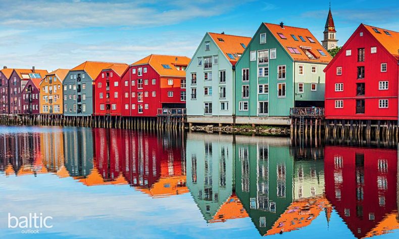 Trondheim - Nordic elegance - colourful houses