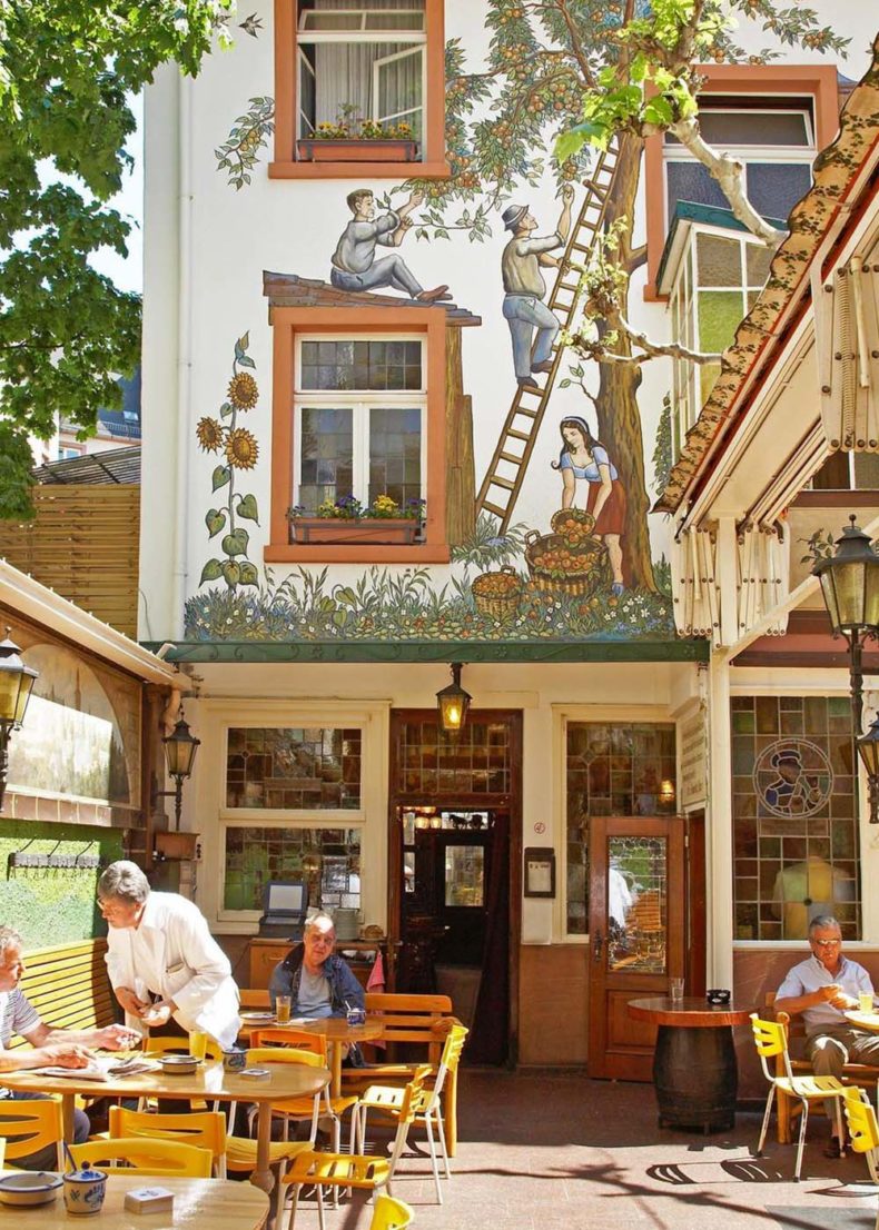 Apfelwein taverns in Frankfurt
