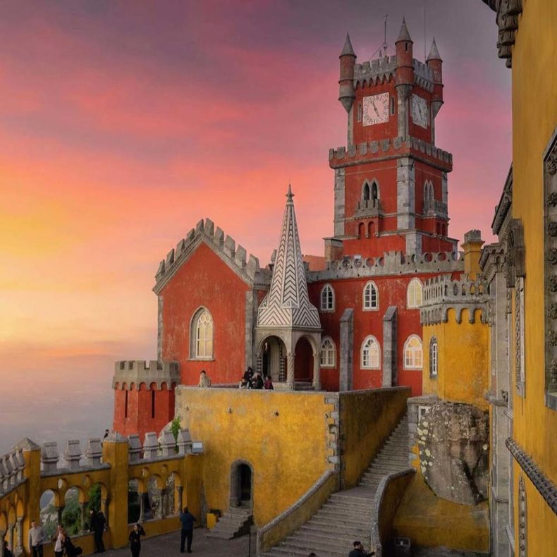 Popular tourist place to visit - Pena palace