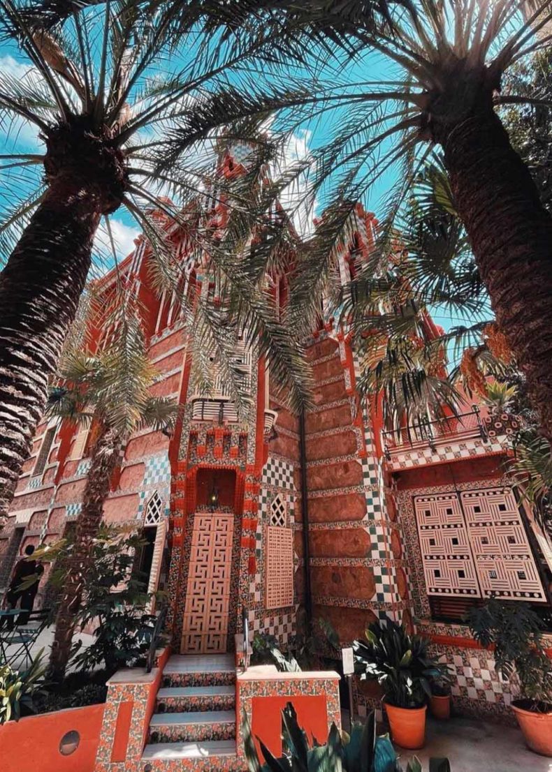 Modern art museum Casa Vicens - Gaudí Barcelona