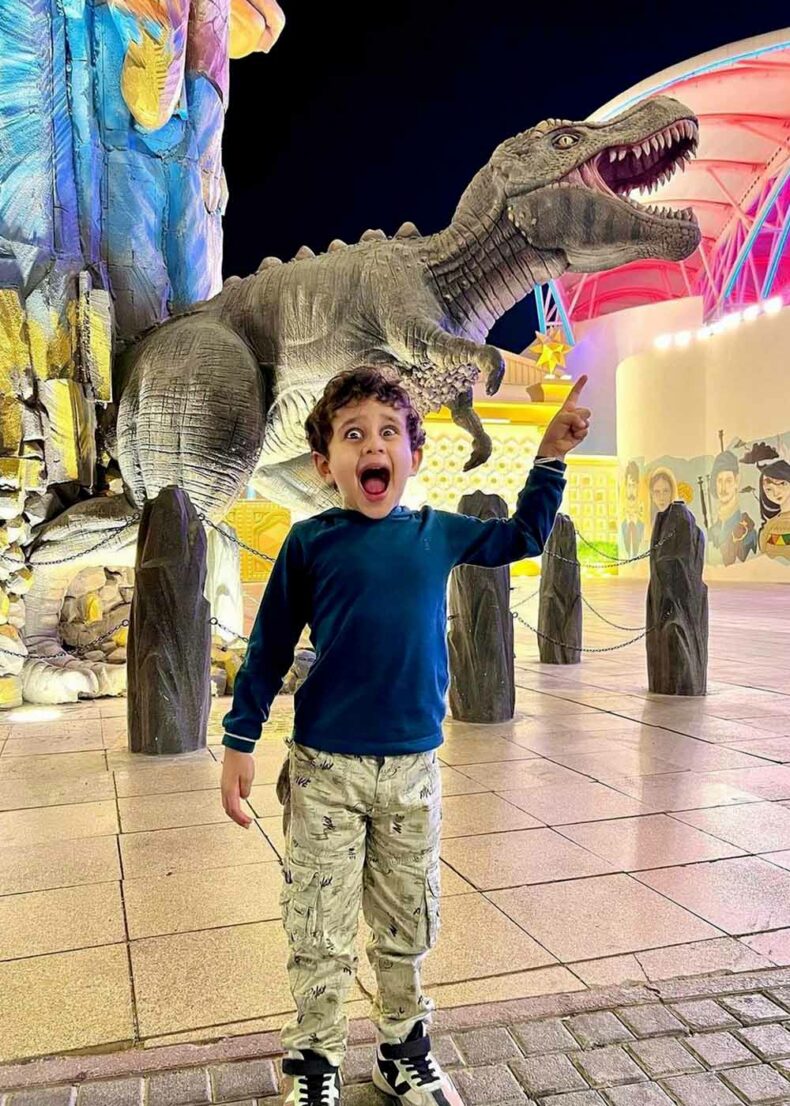 Meet real-size dinosaurs in the Global Village in Dubai