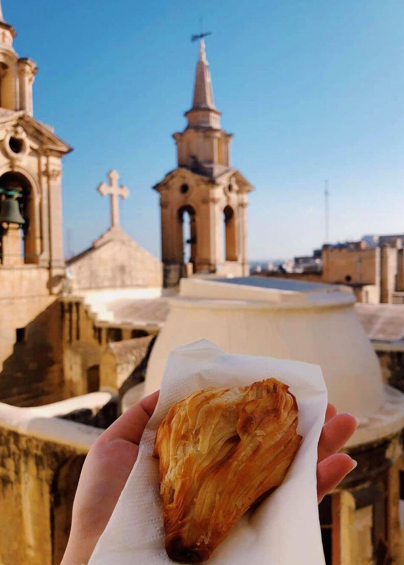 A traditional Malta's snack - pastizzi