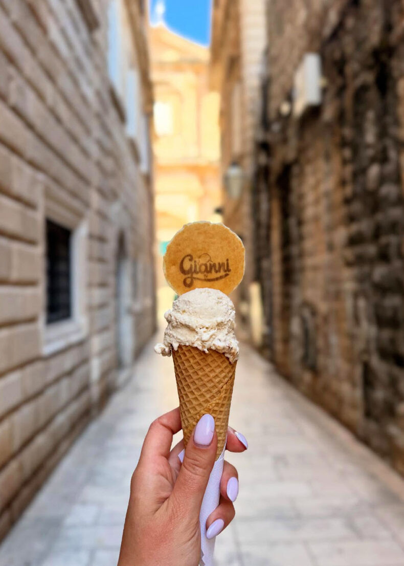 Have an artisan ice cream or sorbet at Gianni at Dubrovnik Old town