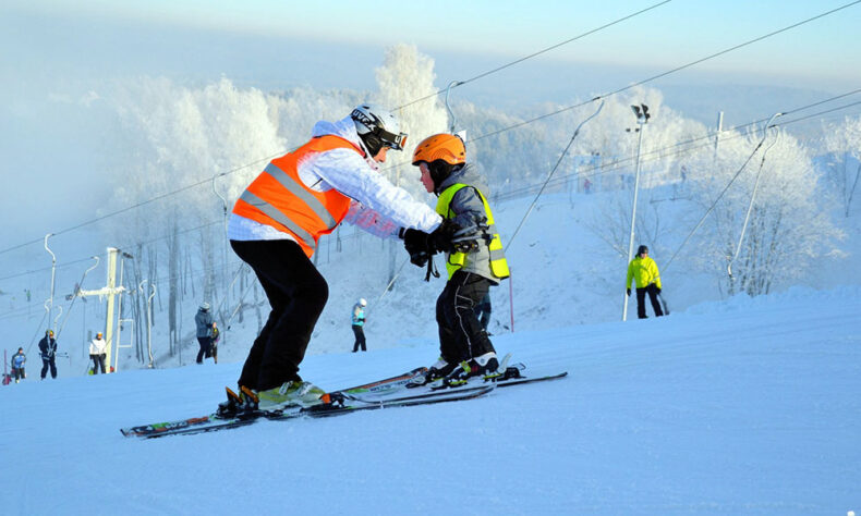 At Winter Entertainment Park Liepkalnis, professional instructors are available to assist you