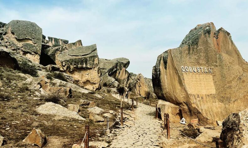 In Gobustan, you can admire rocks that have been left by the ancient dwellers of these lands