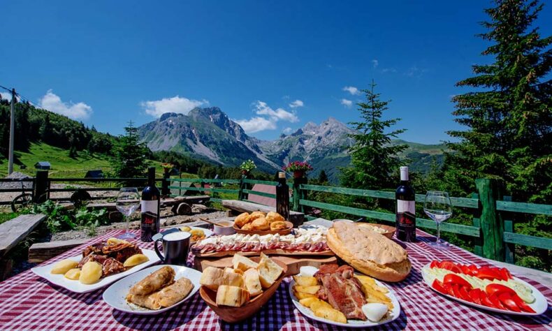 Experience local tastes in the Kobil Do Guesthouse on the Štavna mountaintop of the Komovi mountain