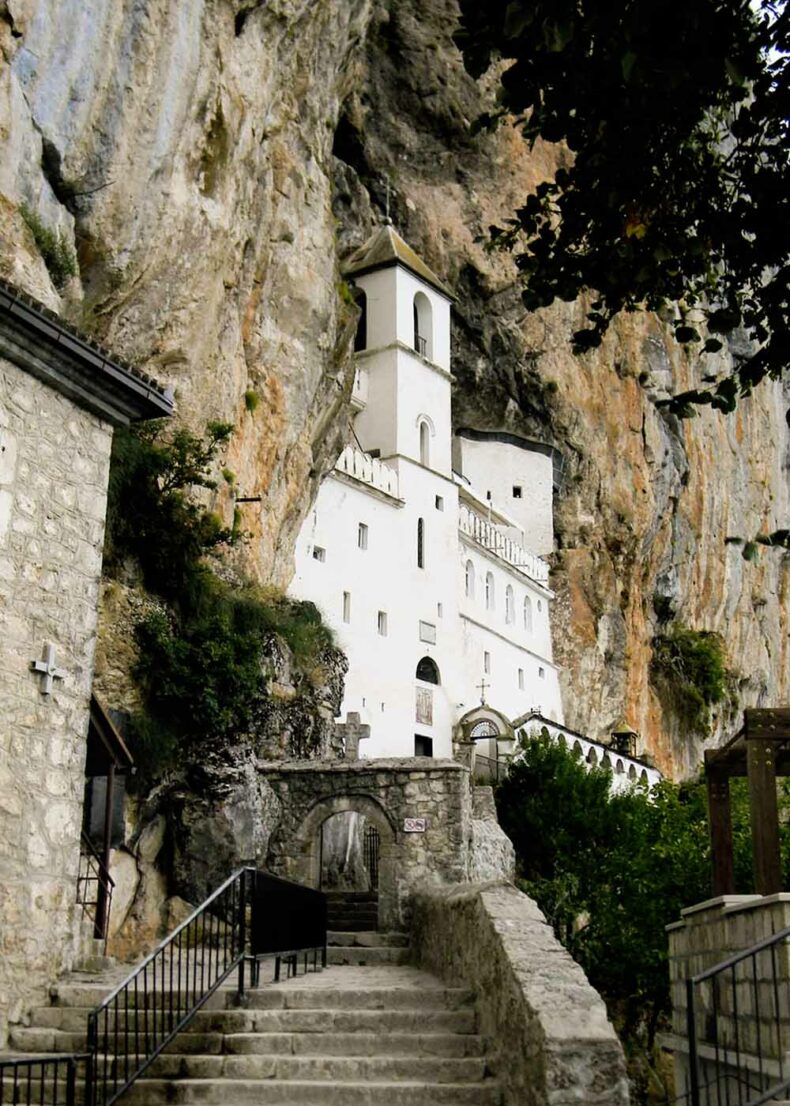 One of the must-see sightseeing halfway between Nikšić and Danilovgrad is Ostrog Orthodox Monastery