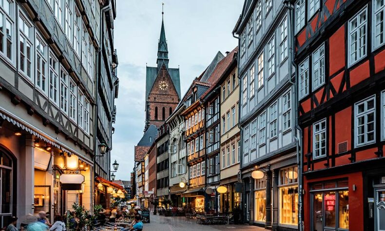 Admire the half-timbered houses on the Holzmarkt Square in Hannover