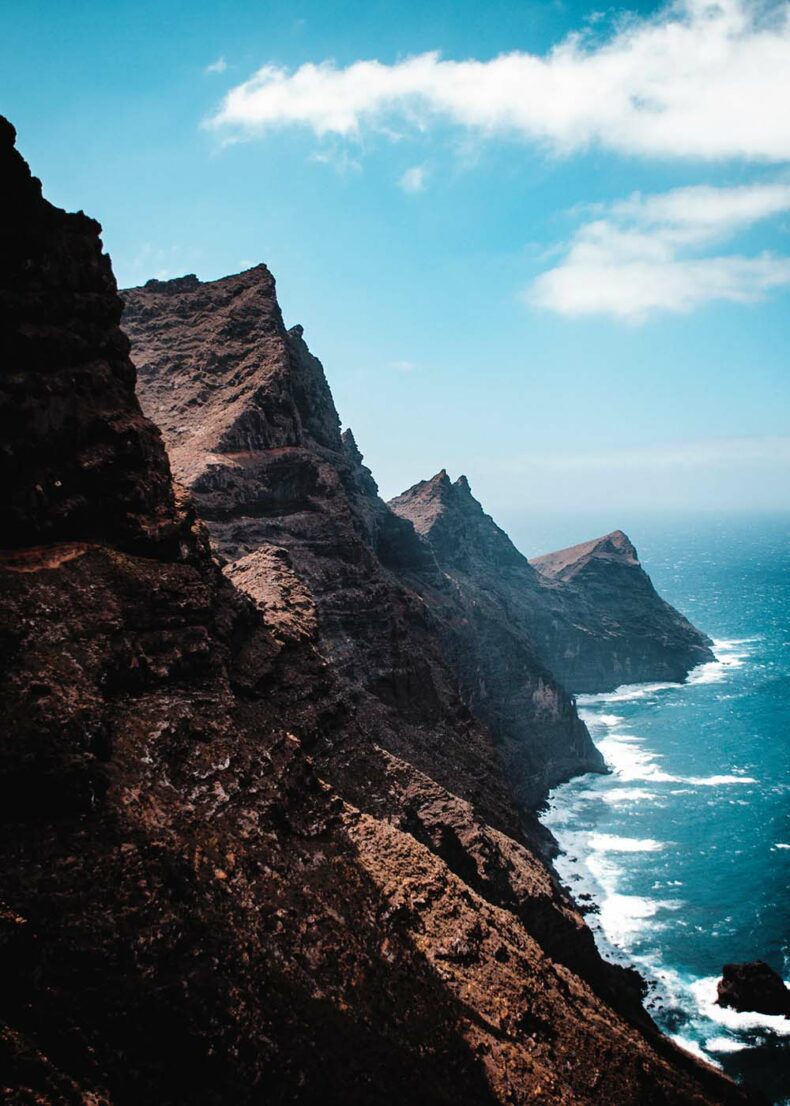 View of mountain cliffs and ocean in Gran Canaria