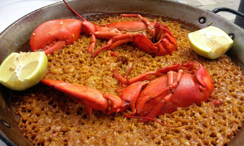 While in Alicante, sample the local speciality arroz a banda - rice dish cooked in fish