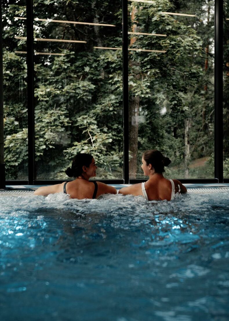 Two women enjoy jacuzzi in Tõrva Veemõnula water and sauna centre