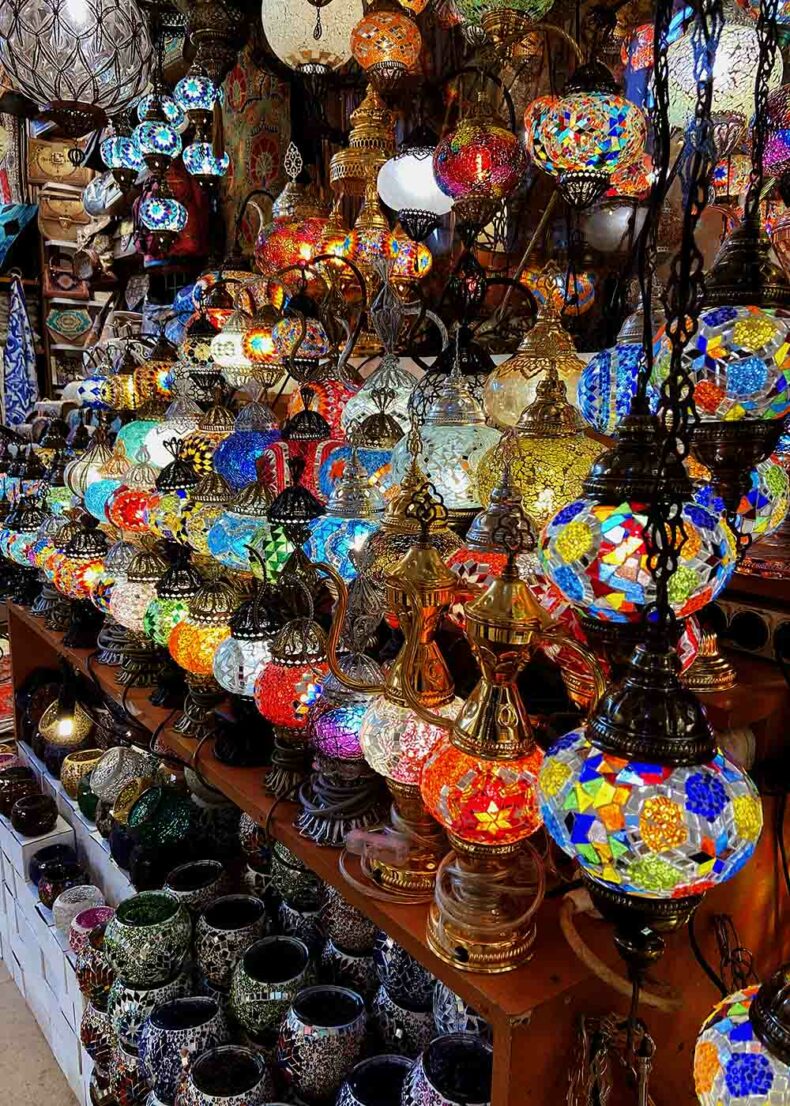 Authentic Turkish lamps in the Grand Bazaar in Istanbul