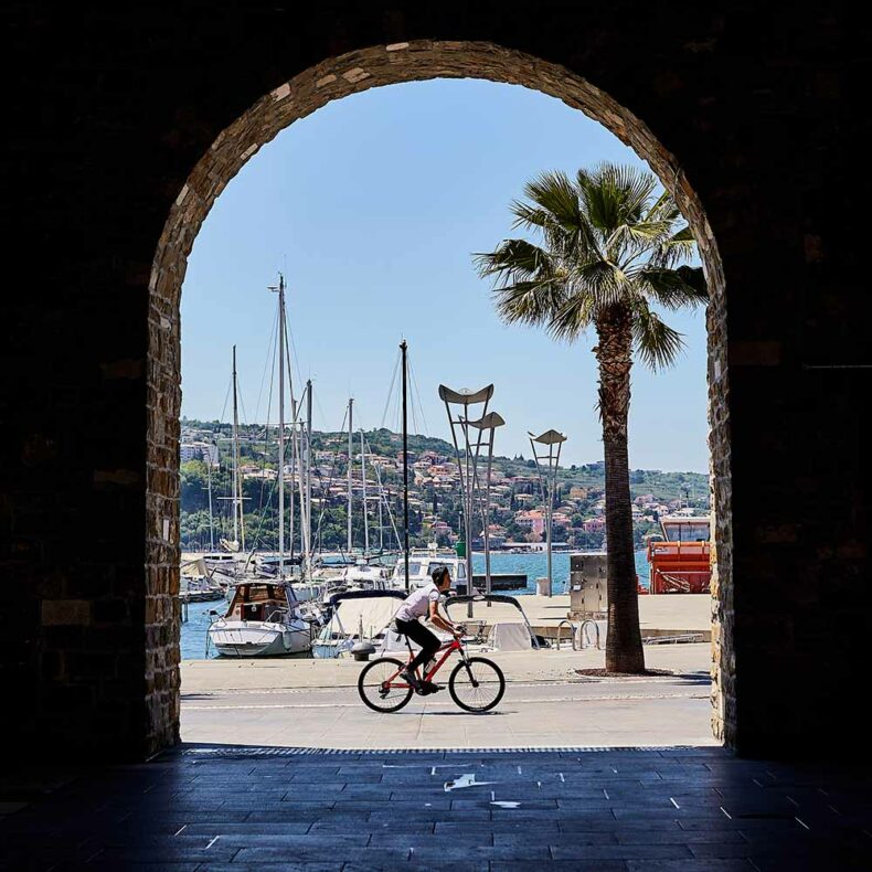 Grab a bike and take a cycling trip along the Koper's promenade