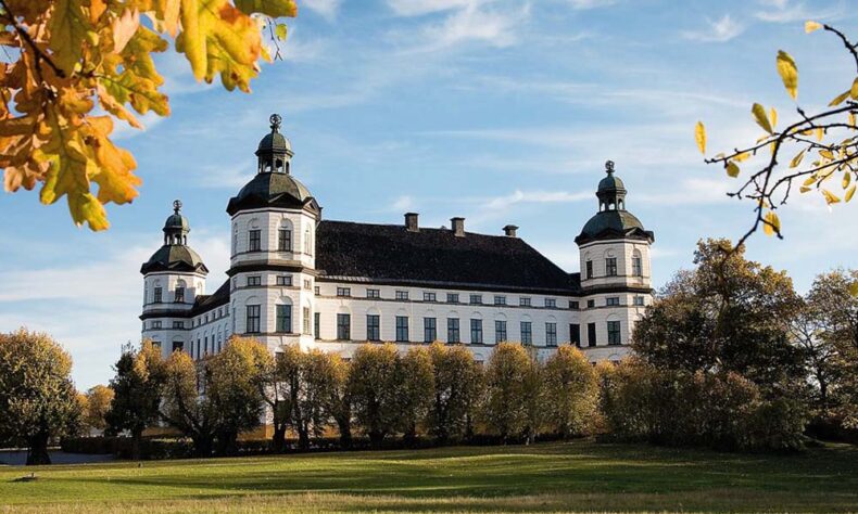 The Skokloster Castle is a 17th-century baroque masterpiece with grand halls and remarkable art collections