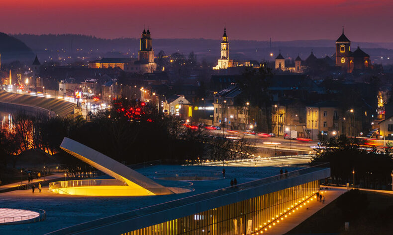 Kaunas offer to admire UNESCO-listed modernist architecture