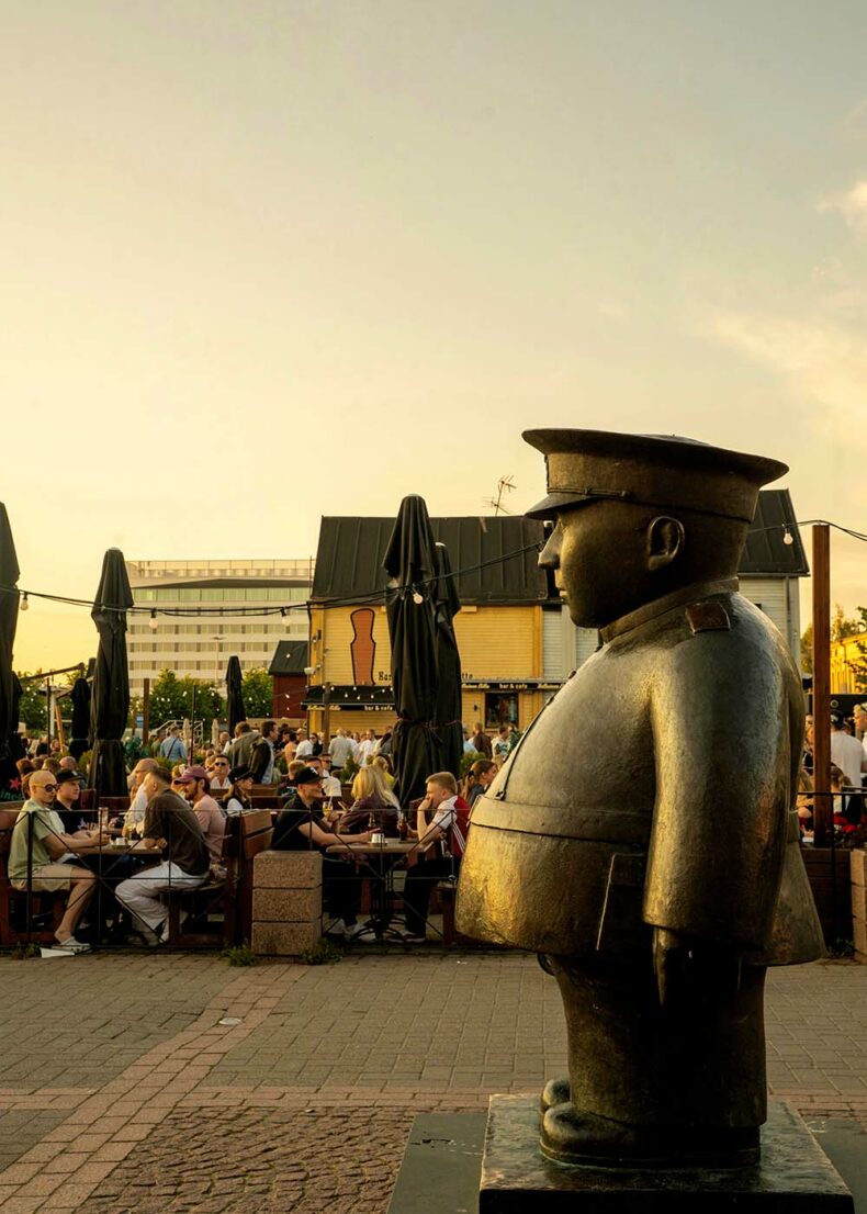 At the centre of the Market square stands the famous Toripolliisi statue, a charming policeman sculpture