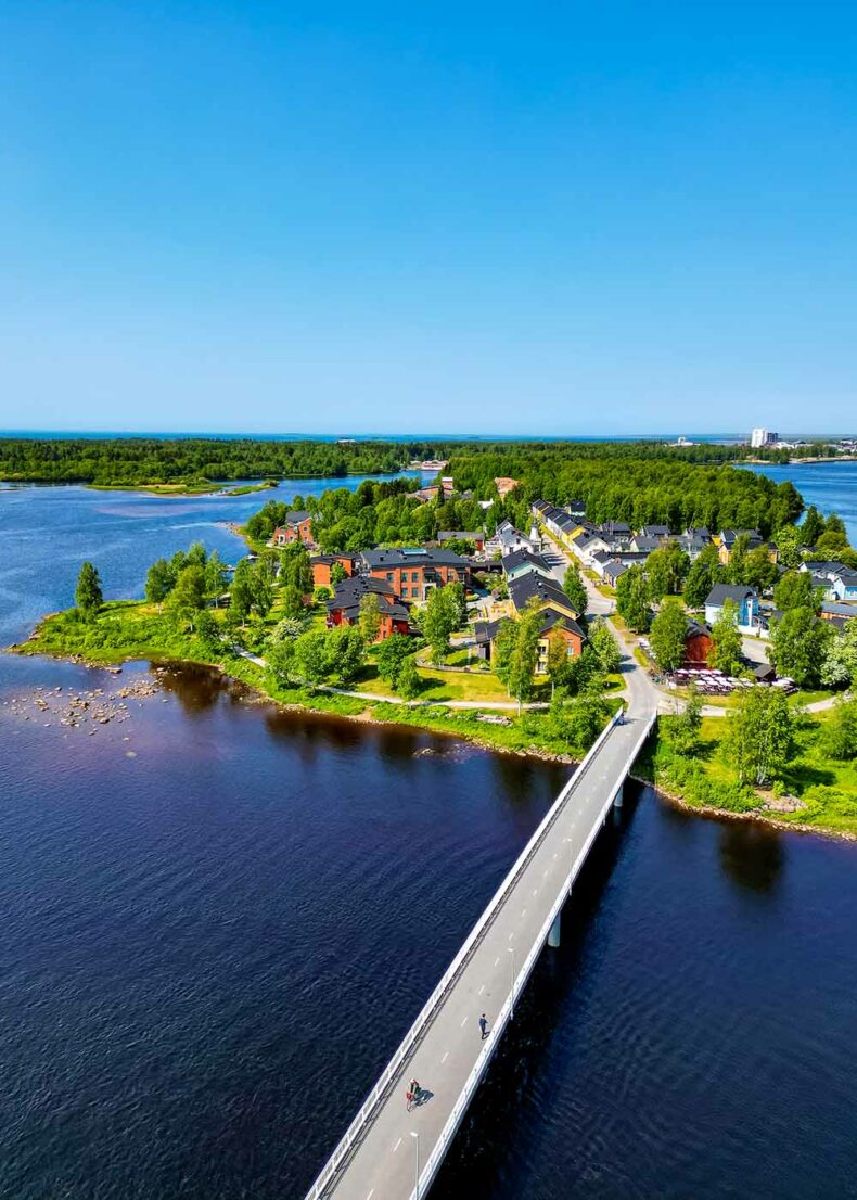 Pikisaari is an idyllic wooden district of the city of Oulu, Finland, just a short distance from the city centre
