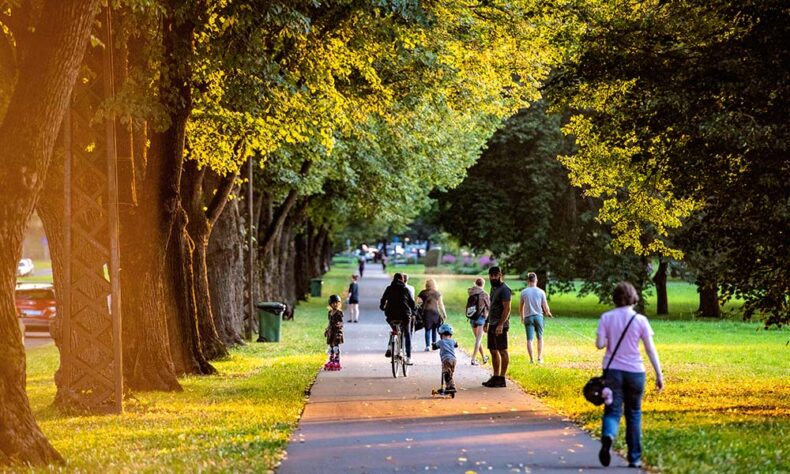 Victory Park in Riga — a place for active recreation